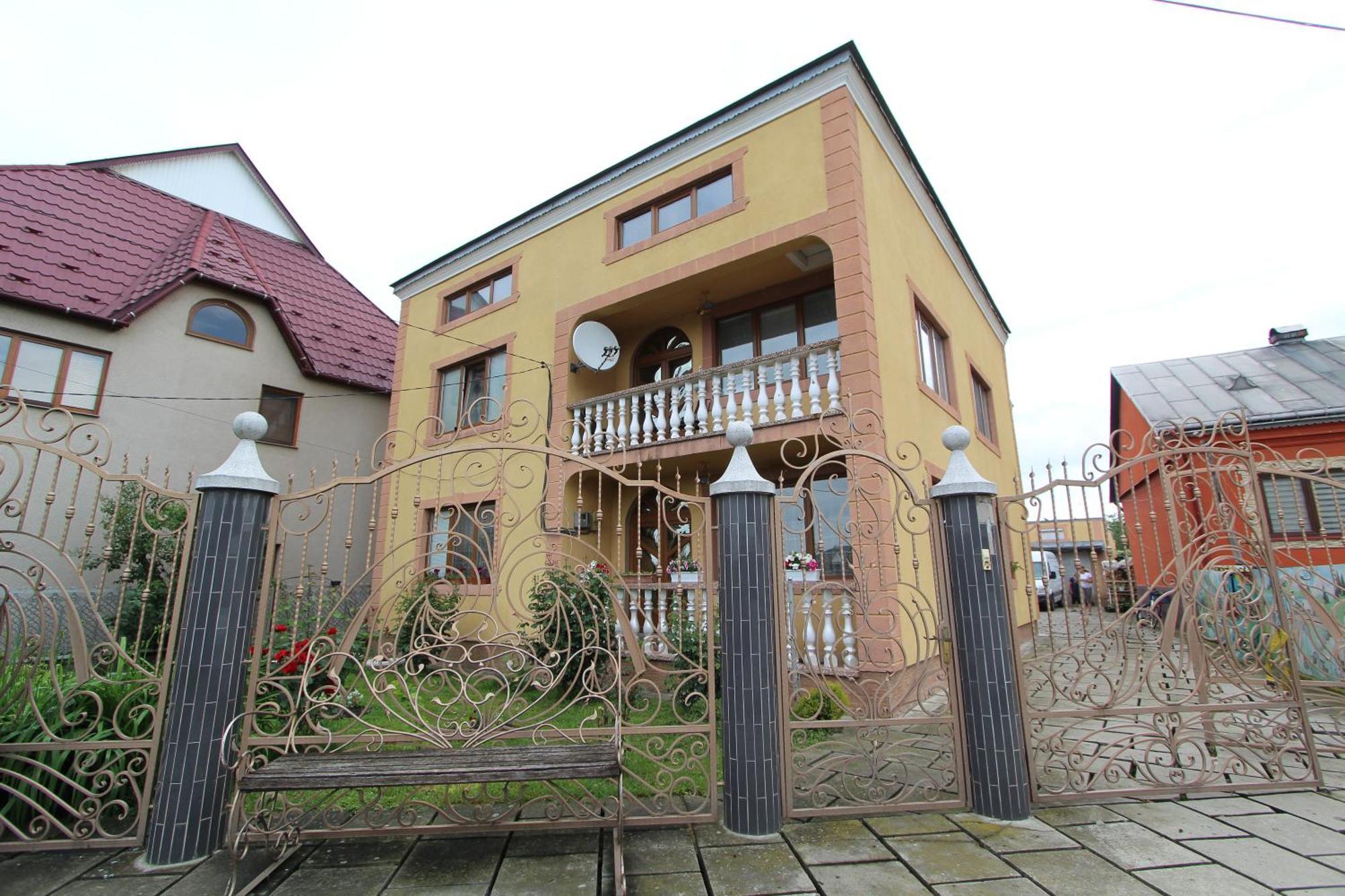 Будинок "Змерега" Solotvyno Exterior photo